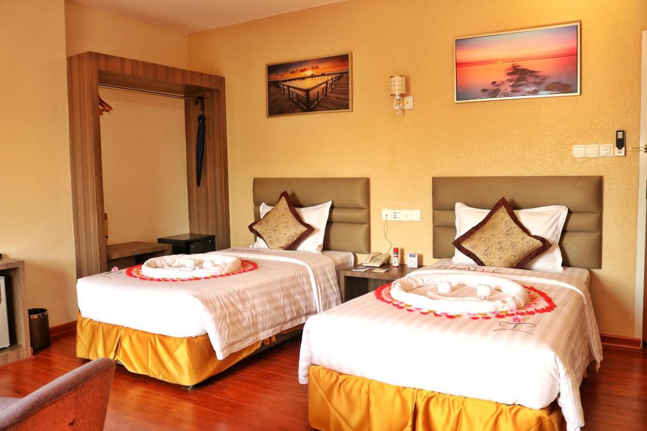 Hotel Htein Thar Taunggji Kültér fotó