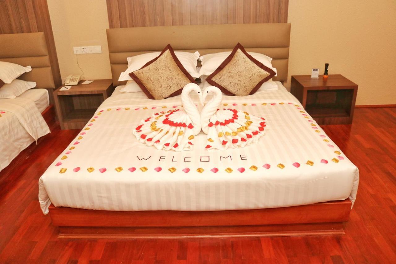Hotel Htein Thar Taunggji Kültér fotó